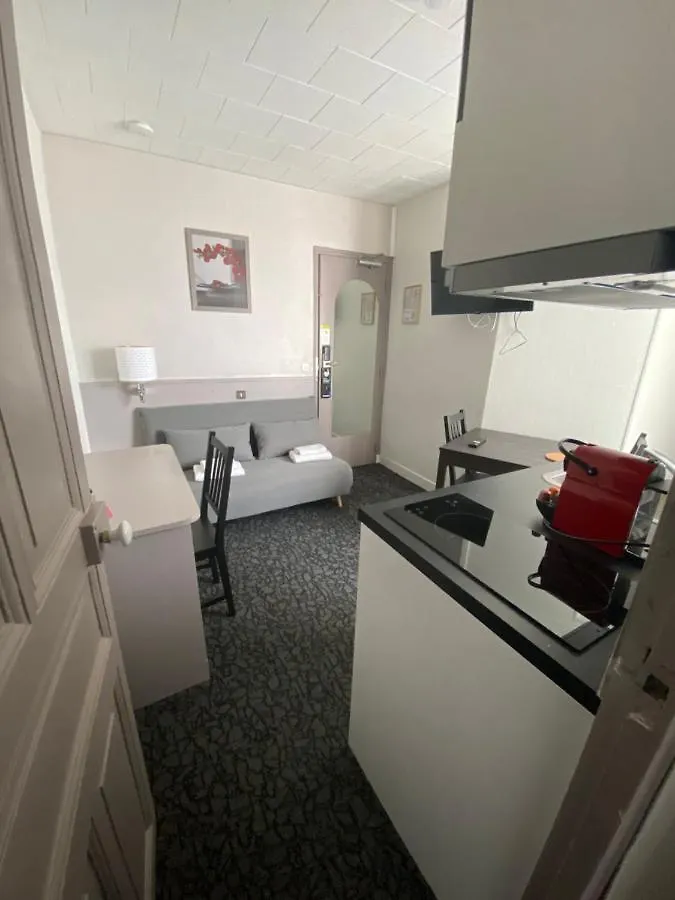 Du Parc Montsouris 3* Paříž