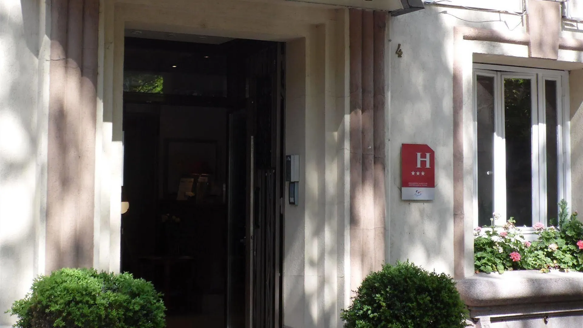 Hotel Du Parc Montsouris